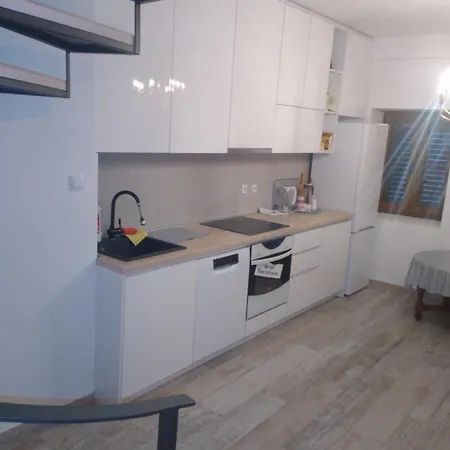 Bella Ciao Stari Grad Apartment